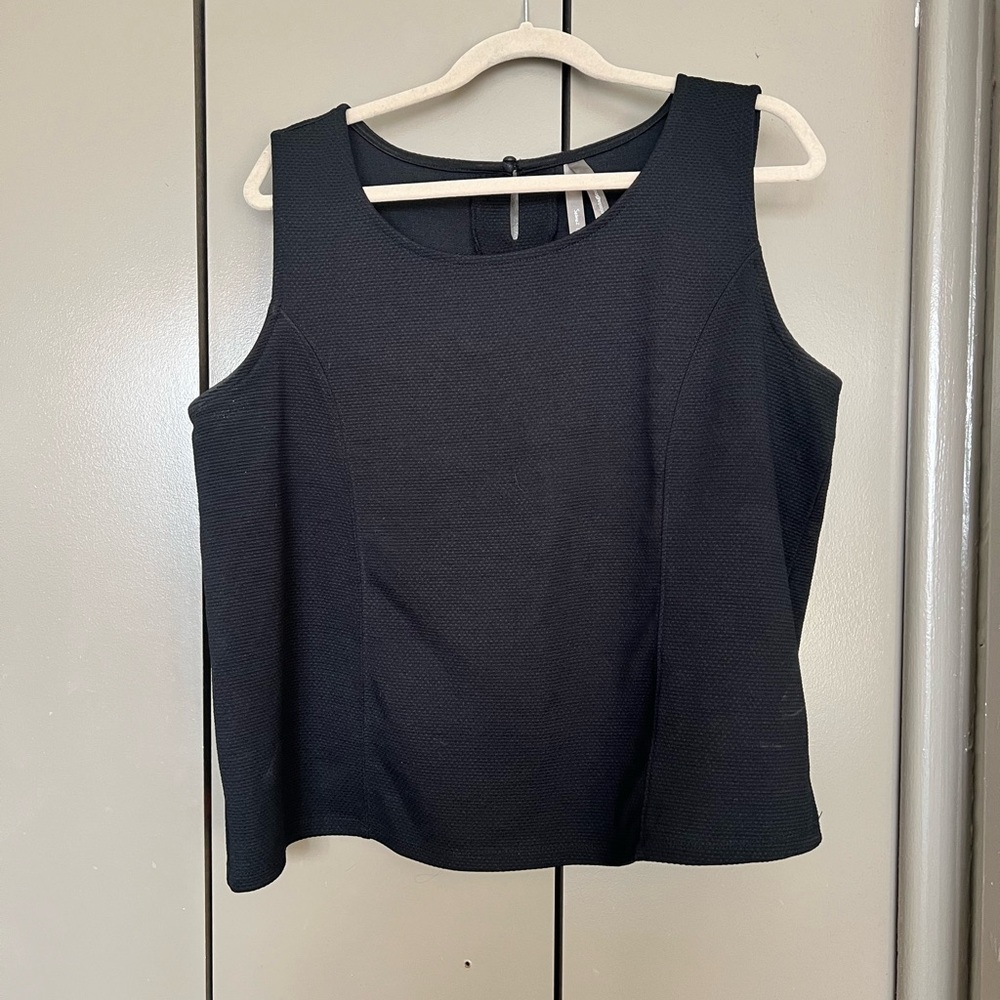 Addition Elle Black Sleeveless Textured Tank
